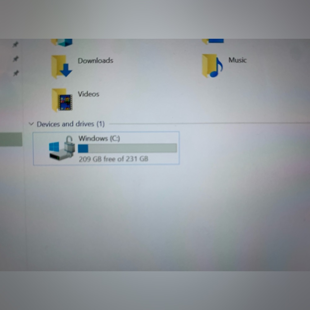 Microsoft Surface Pro - Picture 4 of 5